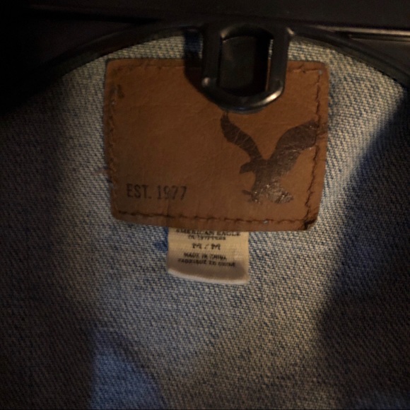 American Eagle Denim Vest - Picture 2 of 3